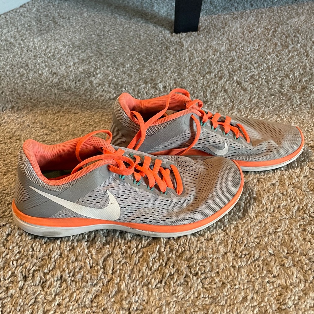 Nike Flex 2016 Run Athletic Sneakers